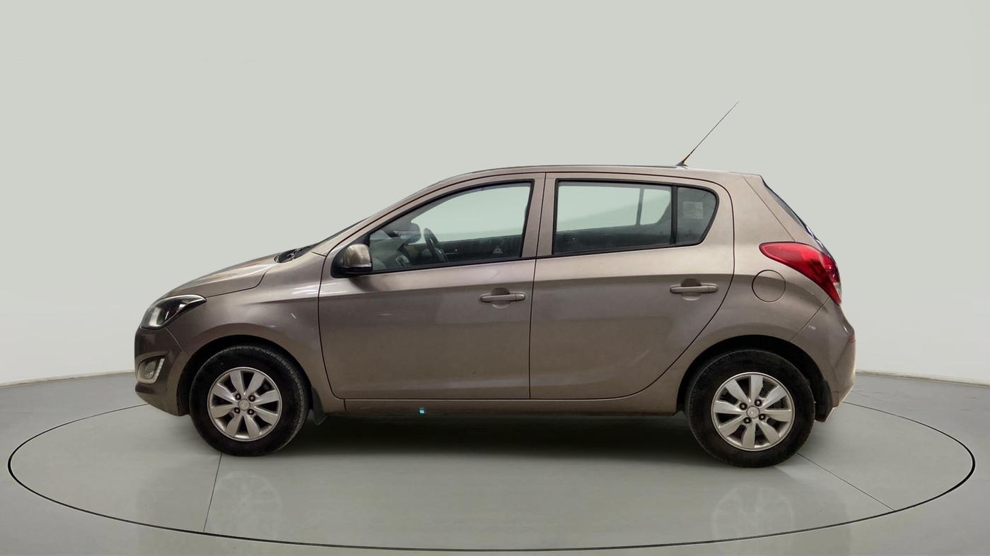 2013 Hyundai i20 SPORTZ 1.2, Petrol, Manual, 65,638 km, Left Side