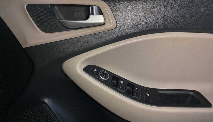 2019 Hyundai Elite i20 SPORTZ PLUS 1.2, Petrol, Manual, 35,439 km, Driver Side Door Panels Control