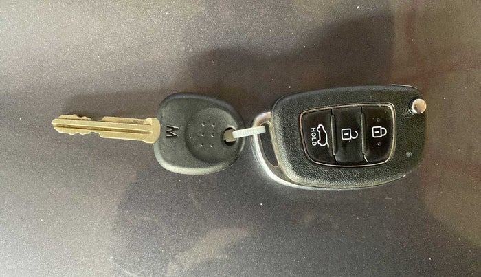 2019 Hyundai Elite i20 SPORTZ PLUS 1.2, Petrol, Manual, 35,439 km, Key Close Up