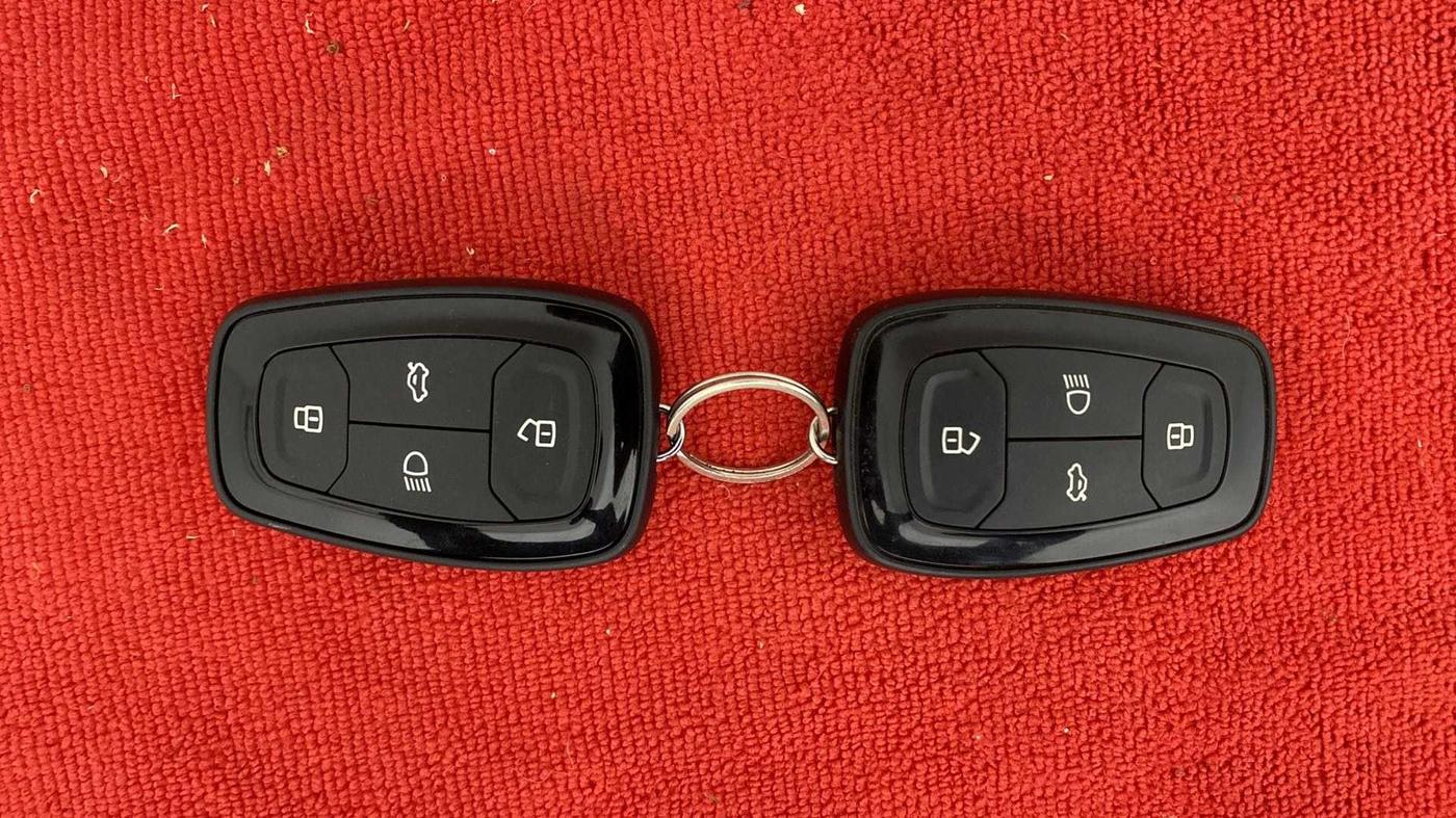 2021 Tata NEXON XZ PLUS PETROL, Petrol, Manual, 61,293 km, Key Close Up