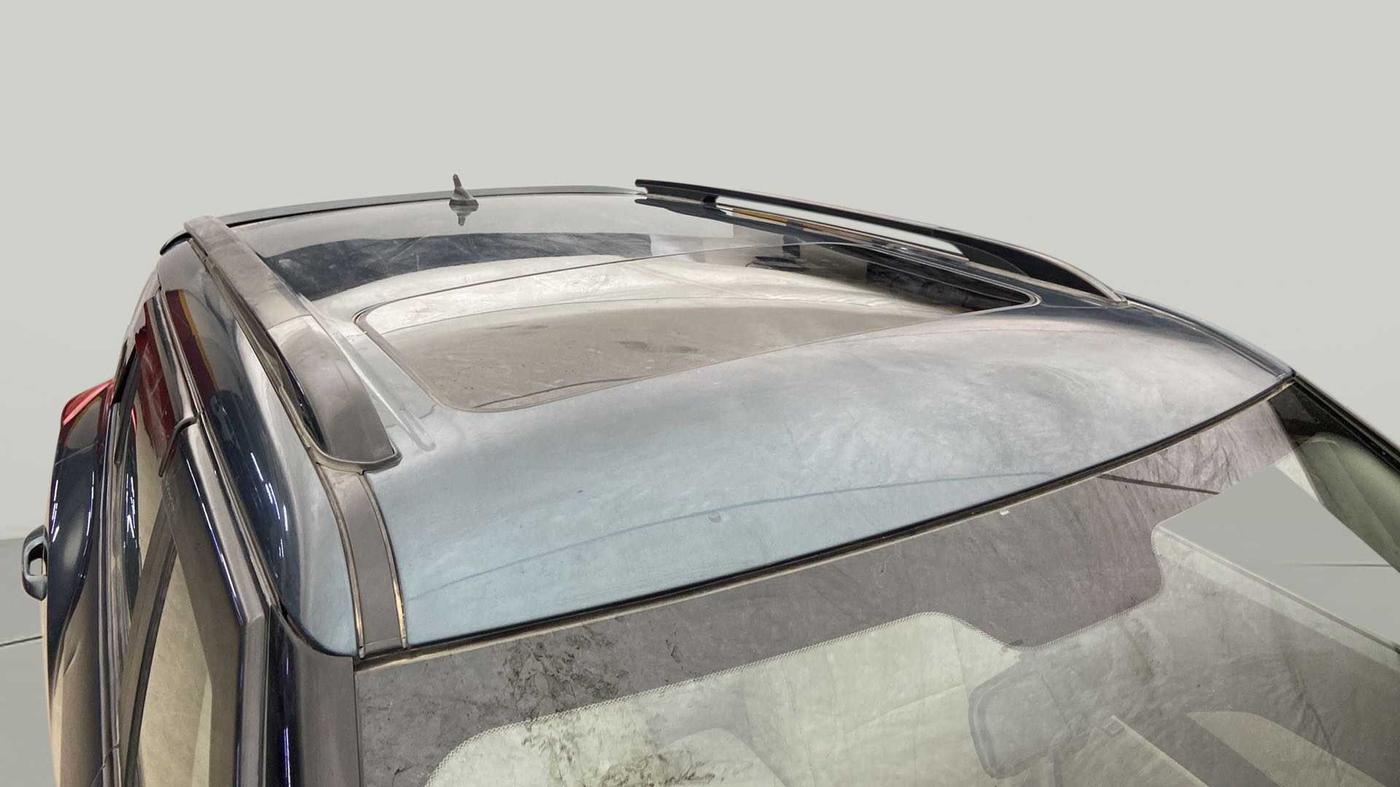 2021 Mahindra XUV300 W6 1.2 PETROL AMT, Petrol, Automatic, 26,895 km, Roof