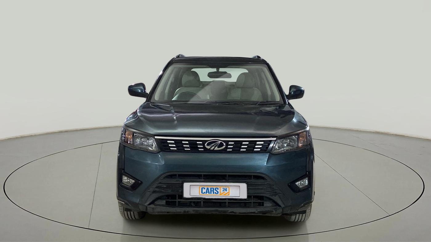 2021 Mahindra XUV300 W6 1.2 PETROL AMT, Petrol, Automatic, 26,895 km, Front