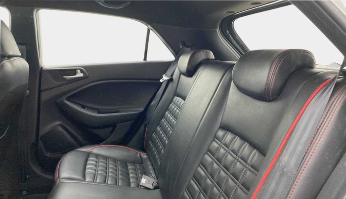 2020 Hyundai Elite i20 SPORTZ PLUS 1.2 DUAL TONE, Petrol, Manual, 44,540 km, Right Side Rear Door Cabin