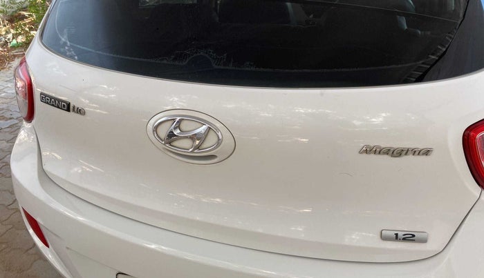 2014 Hyundai Grand i10 MAGNA 1.2 KAPPA VTVT, Petrol, Manual, 74,418 km, Dicky (Boot door) - Paint has minor damage