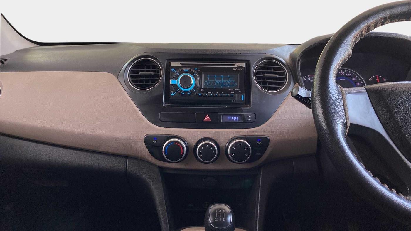 2014 Hyundai Grand i10 MAGNA 1.2 KAPPA VTVT, Petrol, Manual, 74,418 km, Air Conditioner