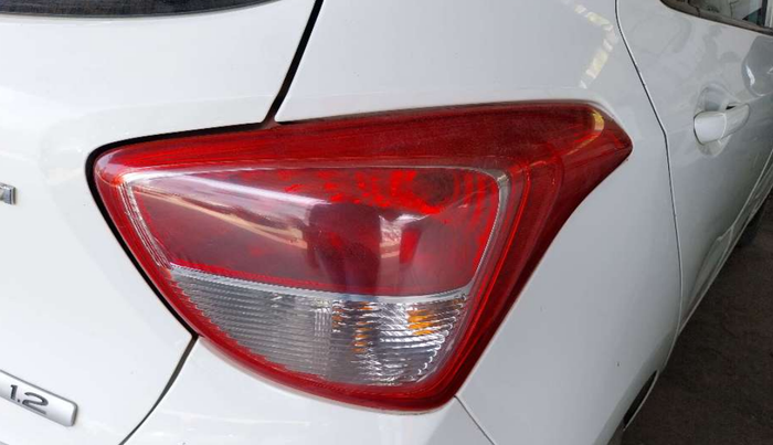 2014 Hyundai Grand i10 MAGNA 1.2 KAPPA VTVT, Petrol, Manual, 74,418 km, Right tail light - Minor damage