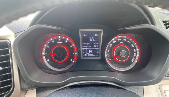 2021 Mahindra XUV300 W8 (O) 1.2 PETROL AMT, Petrol, Automatic, 20,010 km, Odometer Image