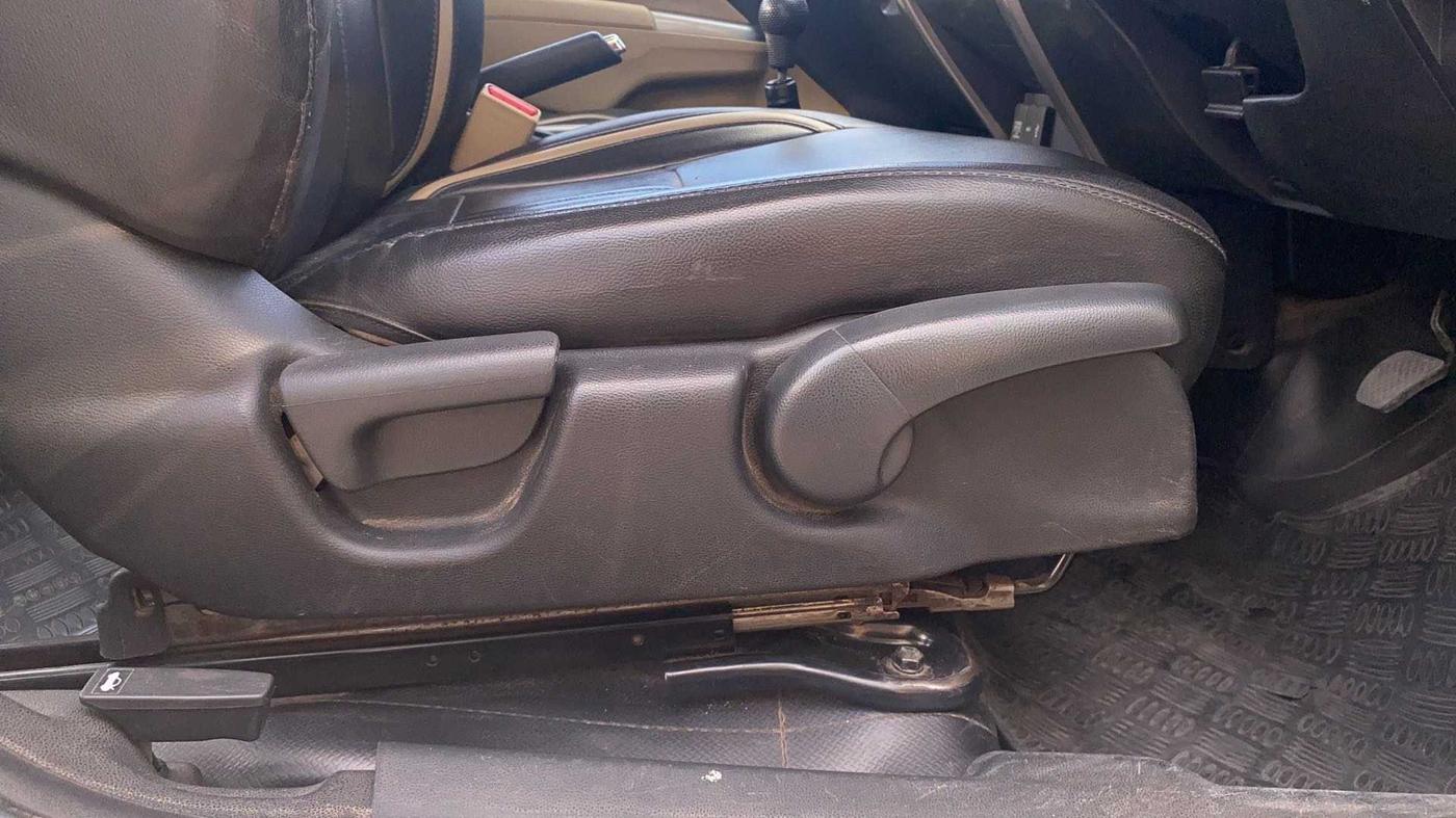 2015 Honda City 1.5L I-VTEC V MT, Petrol, Manual, 71,442 km, Driver Side Adjustment Panel