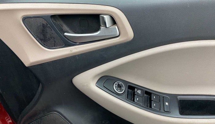 2020 Hyundai Elite i20 MAGNA PLUS 1.2, Petrol, Manual, 44,820 km, Driver Side Door Panels Control