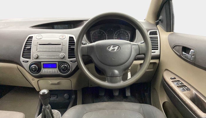 2011 Hyundai i20 MAGNA 1.2, Petrol, Manual, 78,624 km, Steering Wheel Close Up