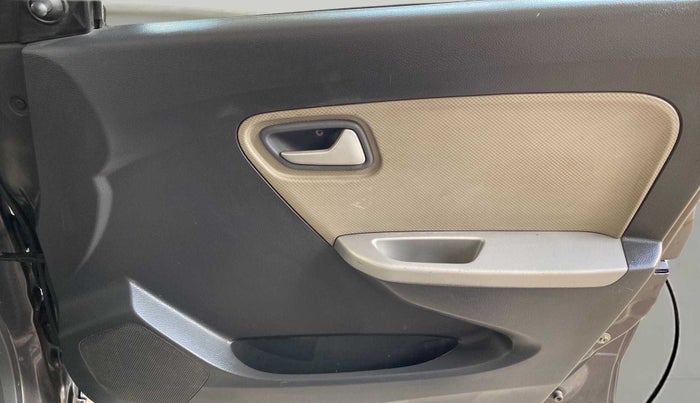 2015 Maruti Alto K10 VXI, Petrol, Manual, 68,589 km, Driver Side Door Panels Control