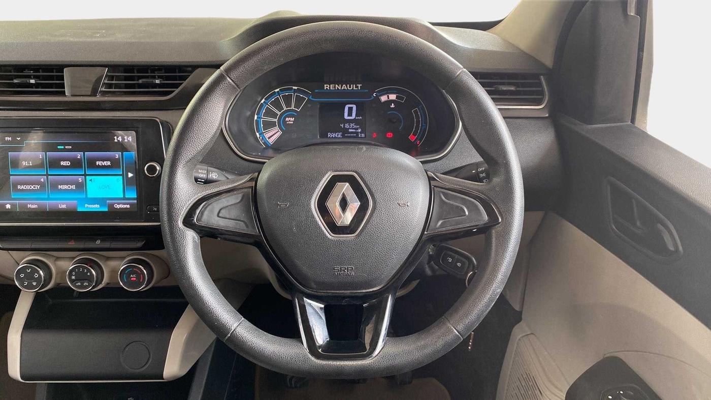 2019 Renault TRIBER RXT, Petrol, Manual, 41,628 km, Steering Wheel Close Up