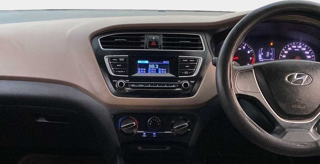 2018 Hyundai Elite i20 MAGNA EXECUTIVE 1.2, Petrol, Manual, 28,046 km, Air Conditioner