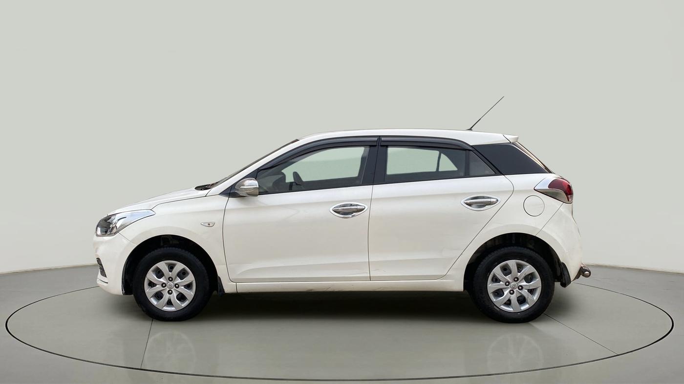2018 Hyundai Elite i20 MAGNA EXECUTIVE 1.2, Petrol, Manual, 28,046 km, Left Side
