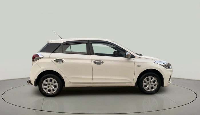 2018 Hyundai Elite i20 MAGNA EXECUTIVE 1.2, Petrol, Manual, 28,046 km, Right Side View