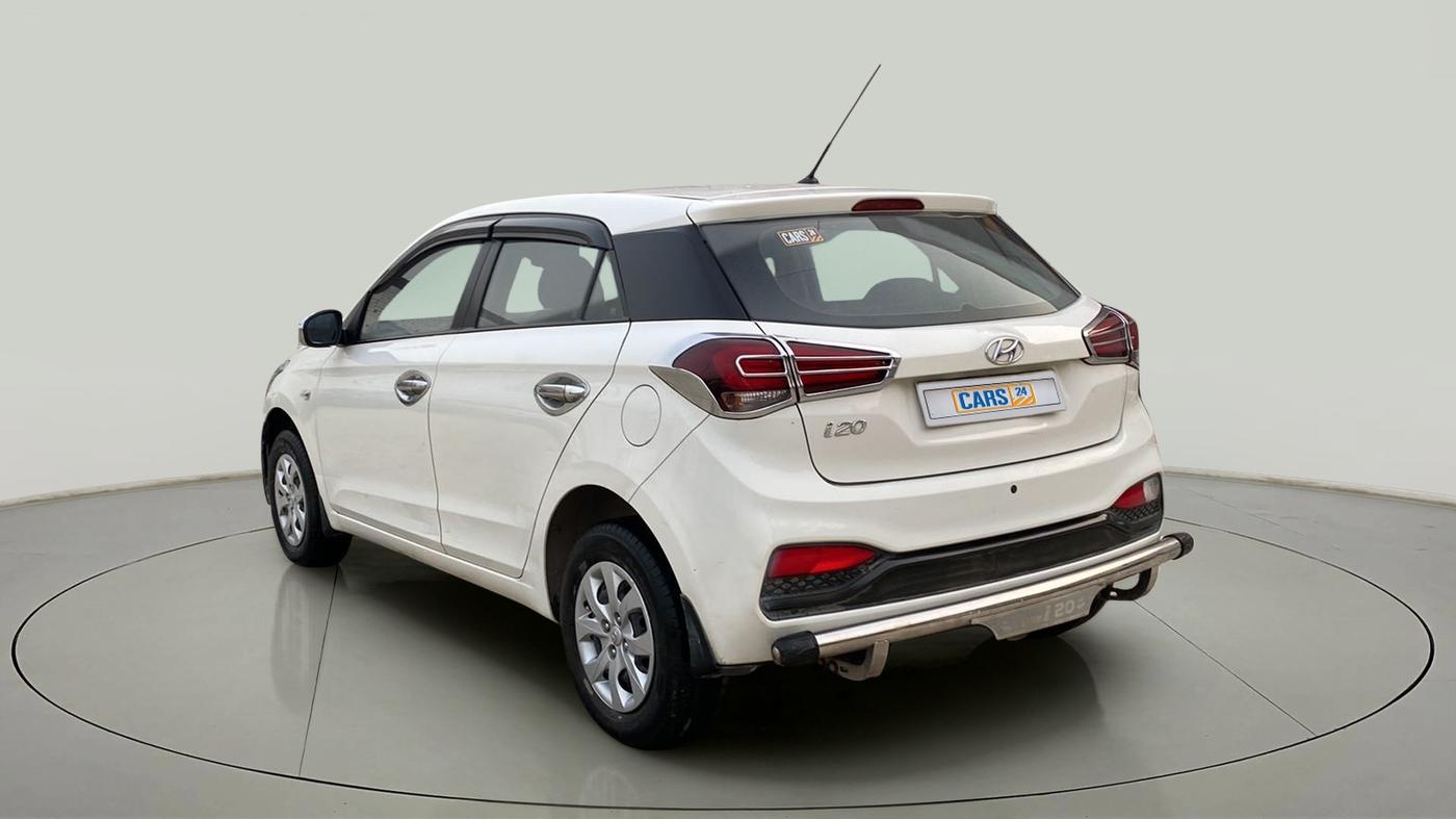 2018 Hyundai Elite i20 MAGNA EXECUTIVE 1.2, Petrol, Manual, 28,046 km, Left Back Diagonal