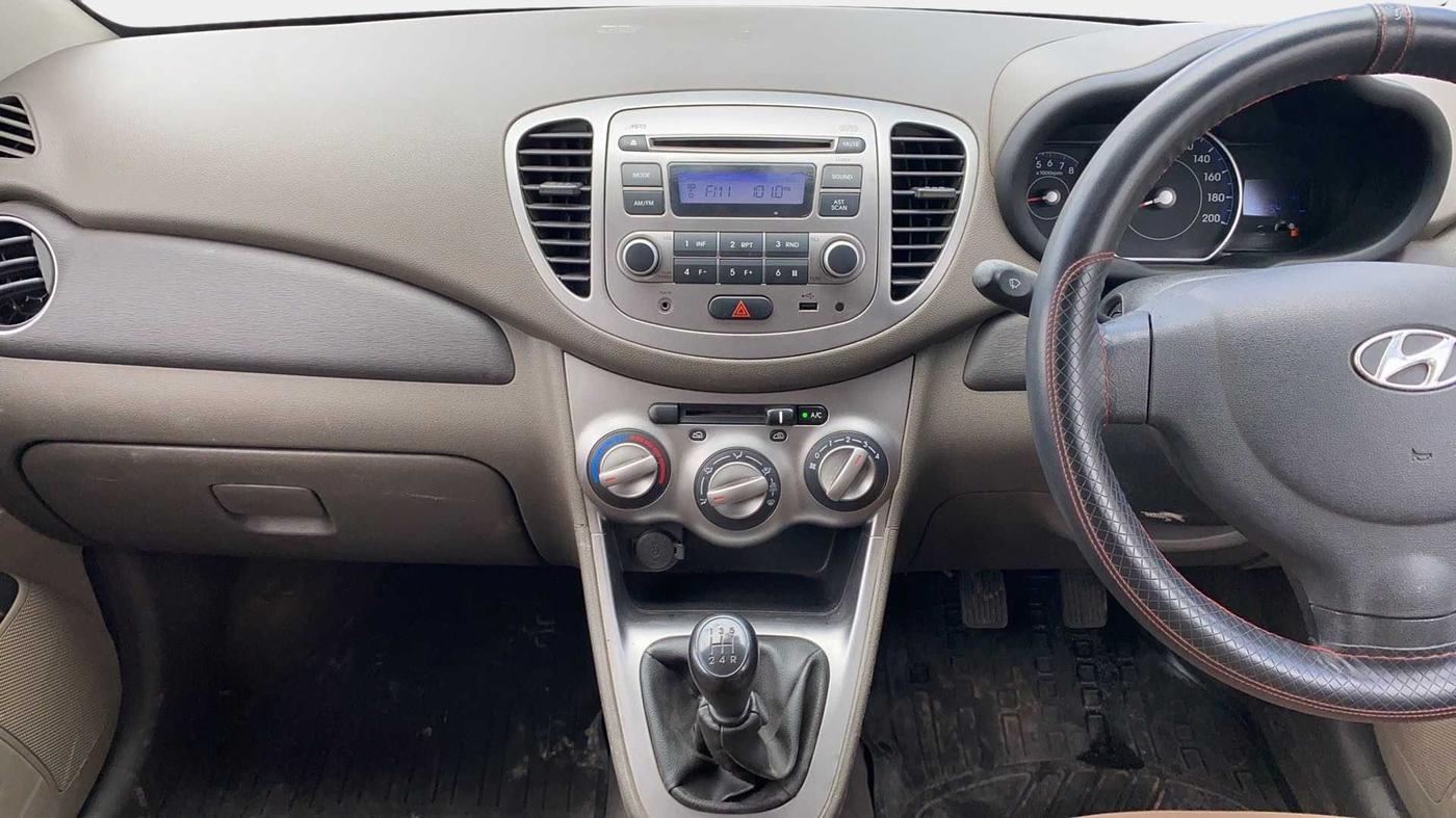 2014 Hyundai i10 MAGNA 1.1, Petrol, Manual, 43,158 km, Air Conditioner