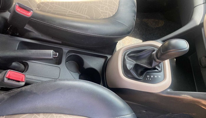 2017 Hyundai Grand i10 MAGNA AT 1.2 KAPPA VTVT, Petrol, Automatic, 25,423 km, Gear Lever