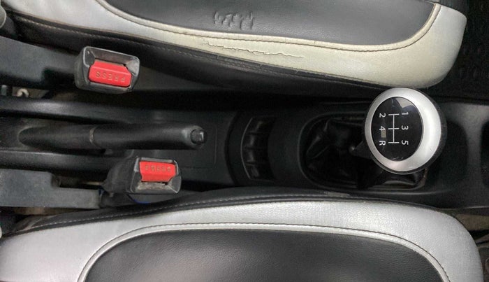 2012 Maruti Wagon R 1.0 LXI, Petrol, Manual, 76,901 km, Gear Lever