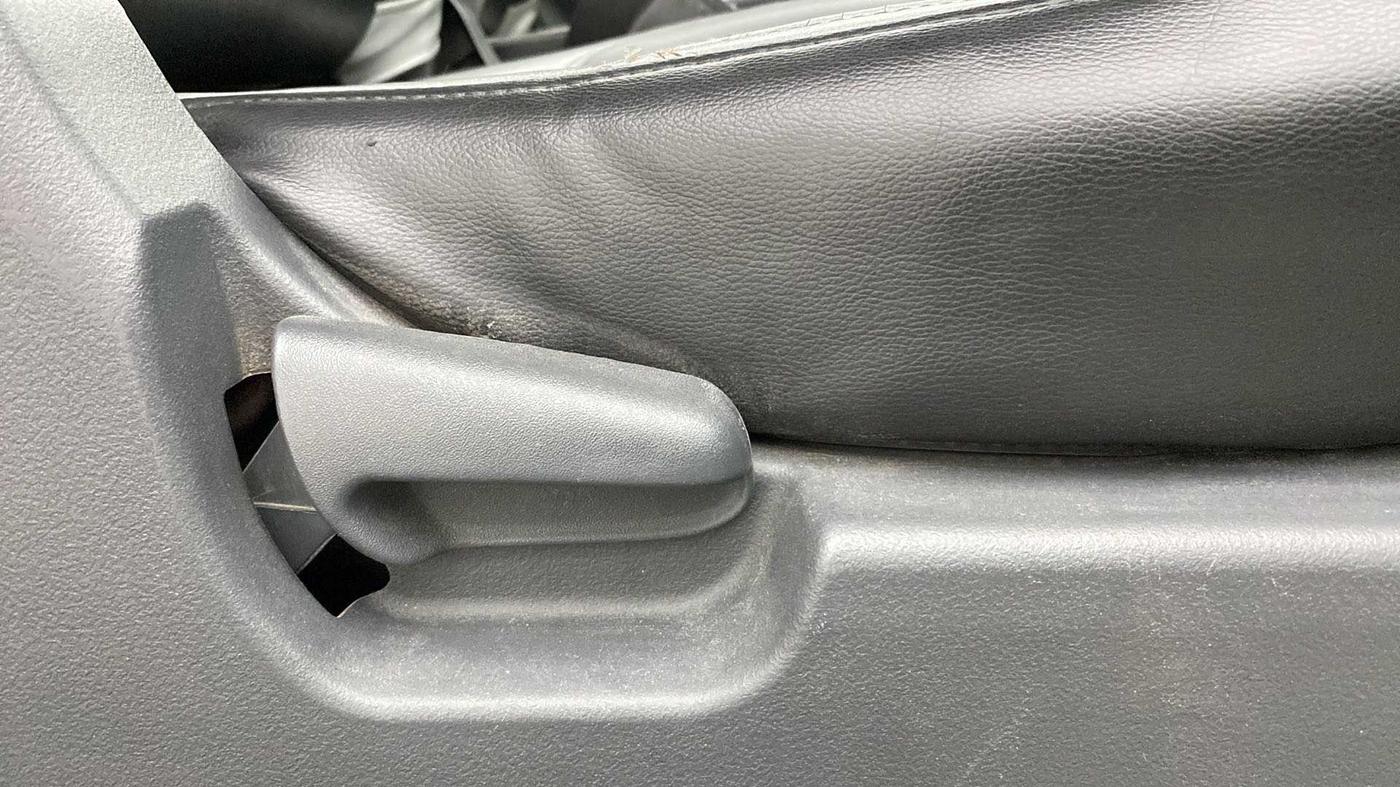 2012 Maruti Wagon R 1.0 LXI, Petrol, Manual, 76,901 km, Driver Side Adjustment Panel
