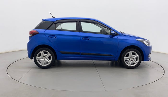 2017 Hyundai Elite i20 ASTA 1.2, Petrol, Manual, 35,342 km, Right Side View