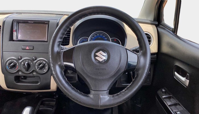 2018 Maruti Wagon R 1.0 VXI (O) AMT, Petrol, Automatic, 25,860 km, Steering Wheel Close Up