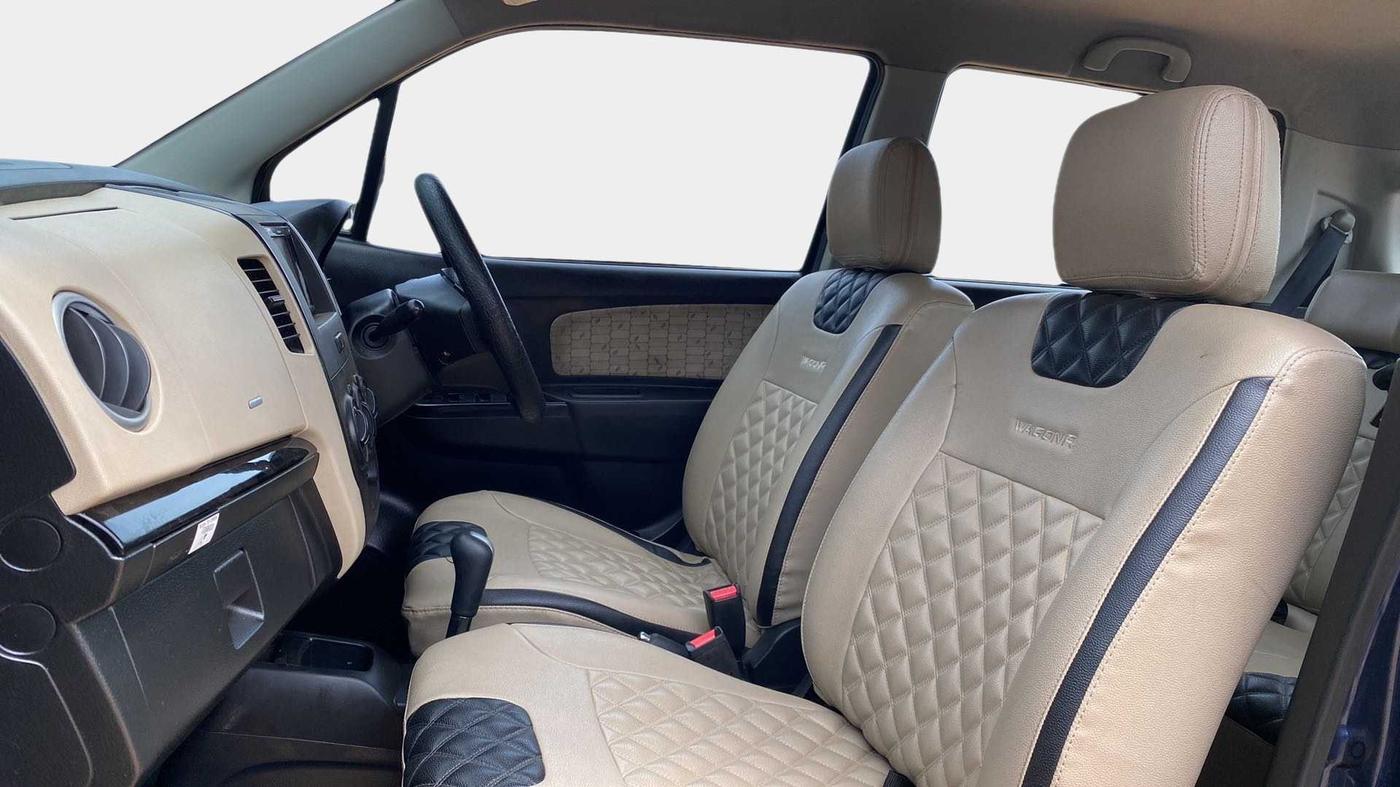 2018 Maruti Wagon R 1.0 VXI (O) AMT, Petrol, Automatic, 25,860 km, Right Side Front Door Cabin
