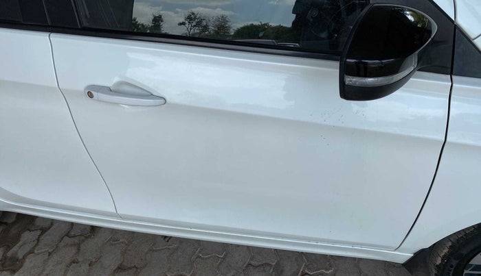 2021 Tata Tiago XZA PLUS PETROL, Petrol, Automatic, 29,731 km, Driver-side door - Minor scratches