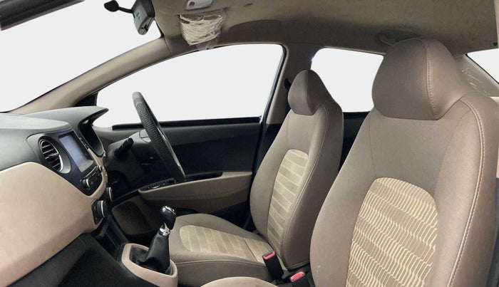 2018 Hyundai Xcent SX 1.2 (O), Petrol, Manual, 14,469 km, Right Side Front Door Cabin