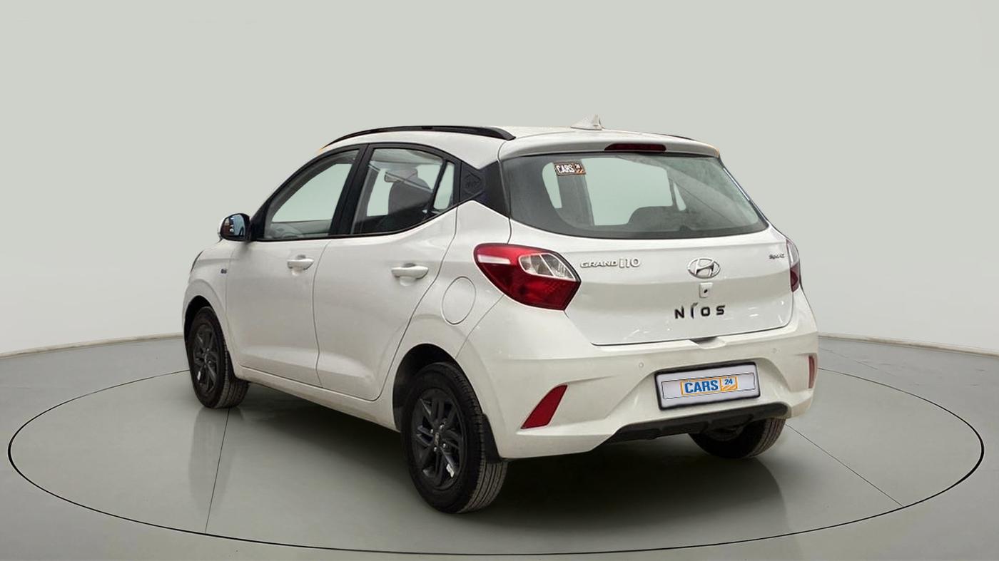 2022 Hyundai GRAND I10 NIOS SPORTZ U2 AMT 1.2 CRDI, Diesel, Automatic, 38,529 km, Left Back Diagonal