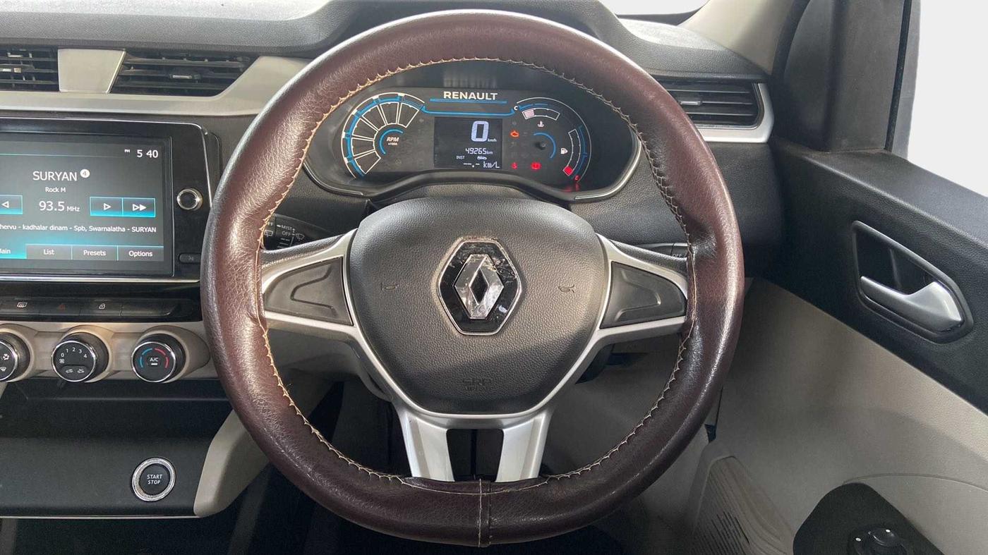 2019 Renault TRIBER RXZ, Petrol, Manual, 49,267 km, Steering Wheel Close Up