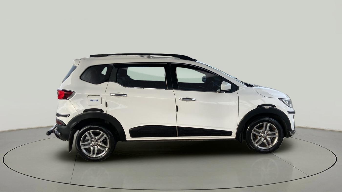 2019 Renault TRIBER RXZ, Petrol, Manual, 49,267 km, Right Side View