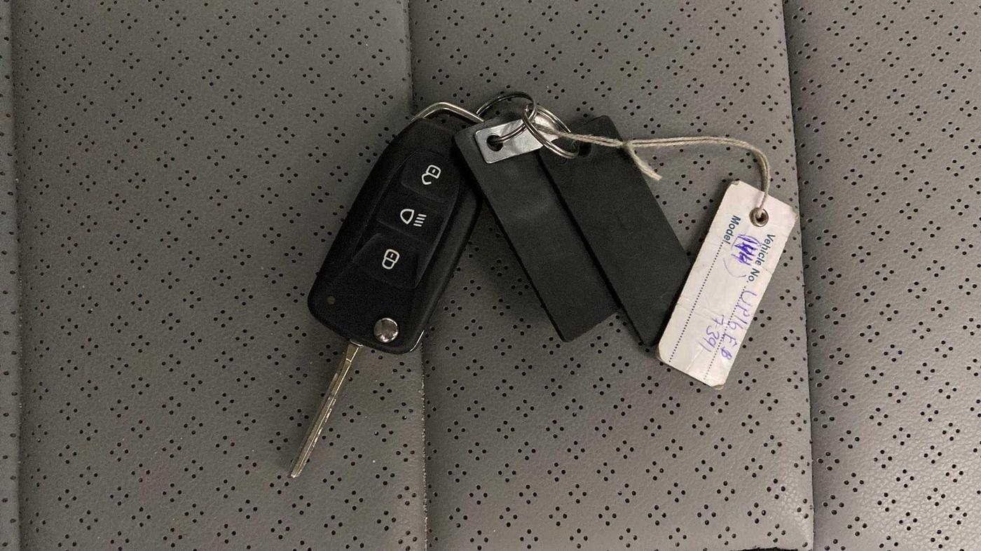 2023 Tata TIAGO EV XT LONG RANGE, Electric, Automatic, 10,817 km, Key Close Up