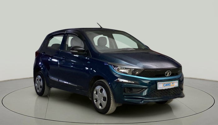 2023 Tata TIAGO EV XT LONG RANGE, Electric, Automatic, 10,817 km, Right Front Diagonal