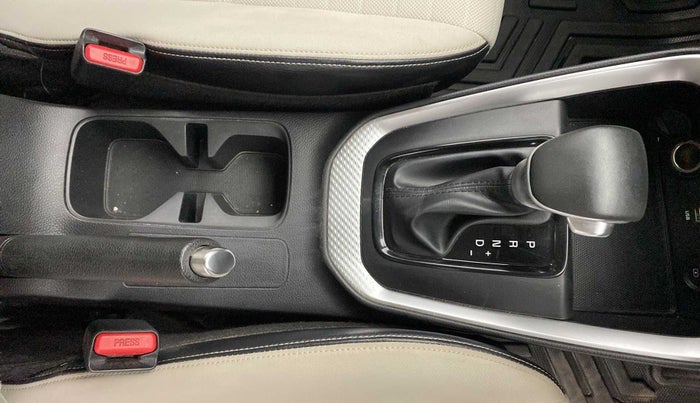 2022 KIA SONET HTX ANNIVERSARY EDITION 1.5 AT, Diesel, Automatic, 30,756 km, Gear Lever