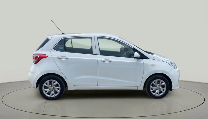 2018 Hyundai Grand i10 MAGNA 1.2 KAPPA VTVT, Petrol, Manual, 18,633 km, Right Side View