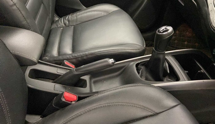 2020 Maruti Baleno ZETA PETROL 1.2, Petrol, Manual, 56,649 km, Gear Lever