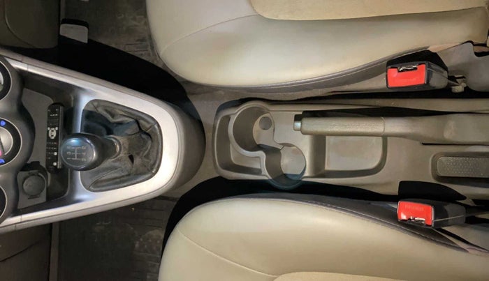 2015 Hyundai i10 MAGNA 1.1, Petrol, Manual, 40,098 km, Gear Lever