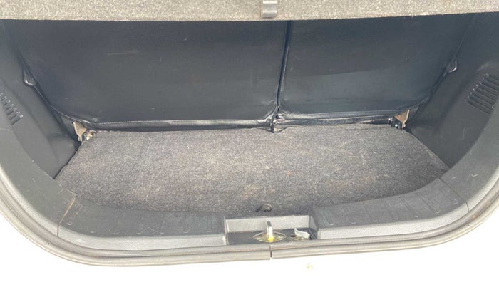 2014 Maruti Wagon R 1.0 VXI, Petrol, Manual, 29,900 km, Boot Inside