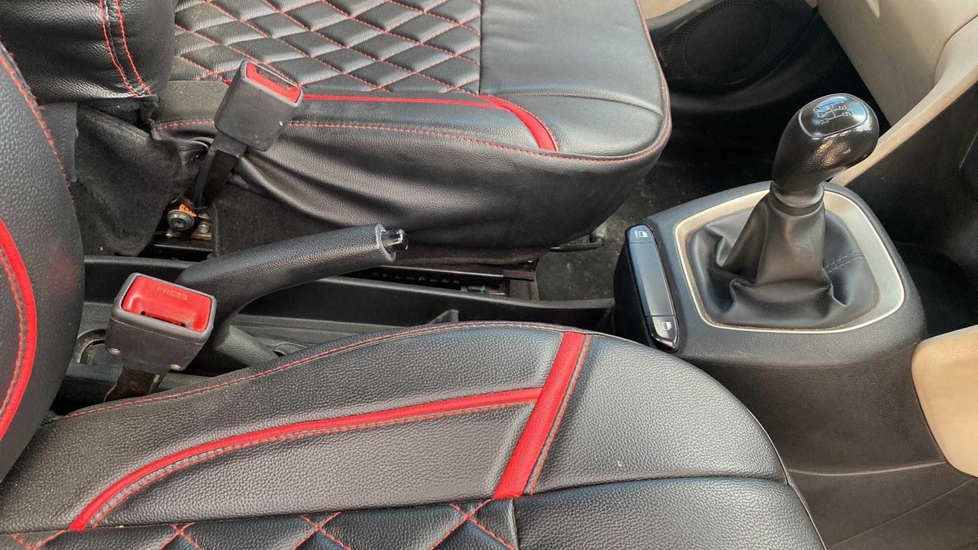 2019 Hyundai NEW SANTRO ERA EXECUTIVE, Petrol, Manual, 61,783 km, Gear Lever