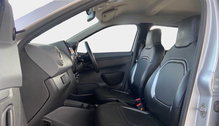2020 Renault Kwid RXT 1.0 AMT (O), Petrol, Automatic, 23,970 km, Right Side Front Door Cabin