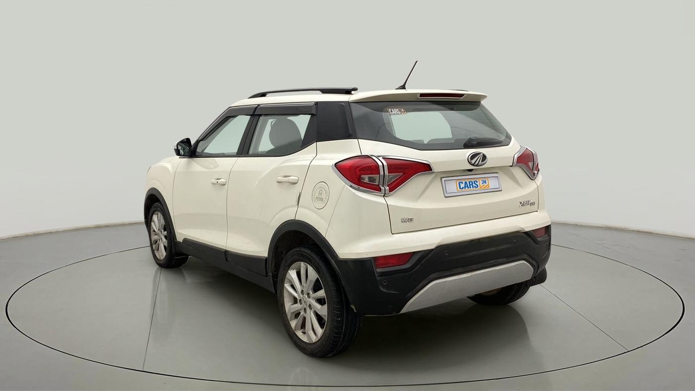 2020 Mahindra XUV300 W8 1.2 PETROL, Petrol, Manual, 32,115 km, Left Back Diagonal