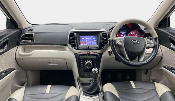 2020 Mahindra XUV300 W8 1.2 PETROL, Petrol, Manual, 32,115 km, Dashboard
