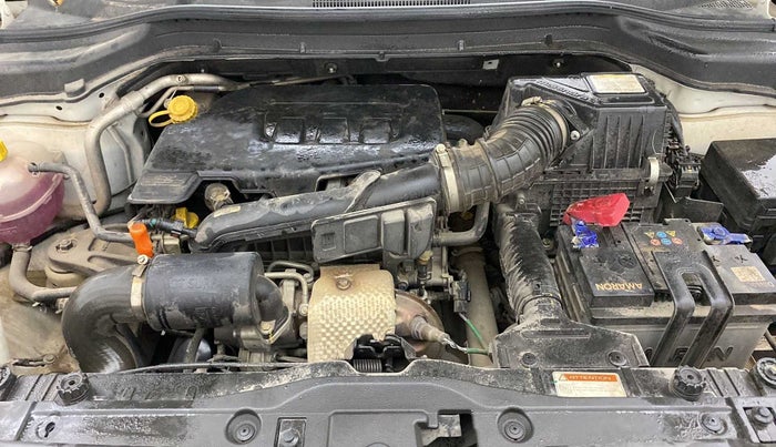 2020 Mahindra XUV300 W8 1.2 PETROL, Petrol, Manual, 32,115 km, Open Bonet