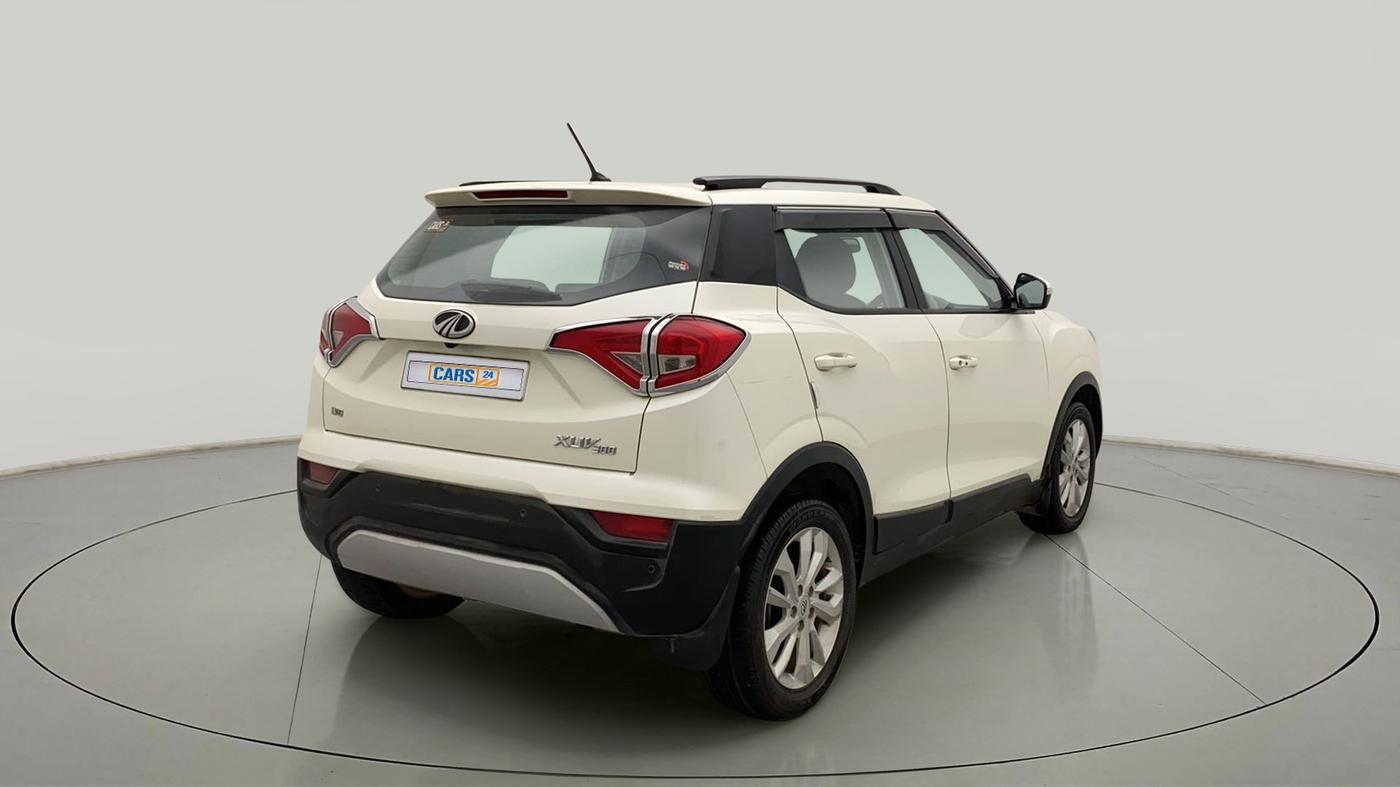 2020 Mahindra XUV300 W8 1.2 PETROL, Petrol, Manual, 32,115 km, Right Back Diagonal