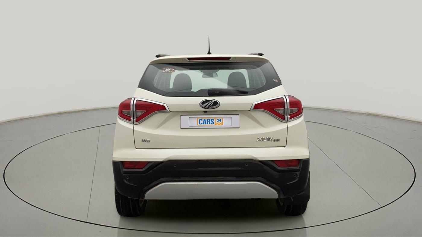 2020 Mahindra XUV300 W8 1.2 PETROL, Petrol, Manual, 32,115 km, Back/Rear