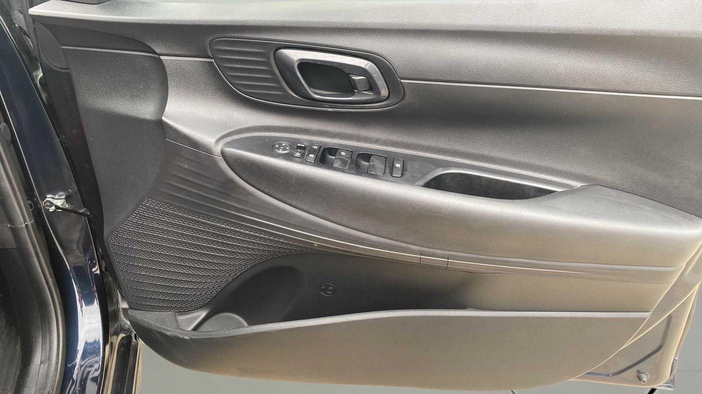 2021 Hyundai NEW I20 SPORTZ 1.2 AT, Petrol, Automatic, 12,769 km, Driver Side Door Panels Control