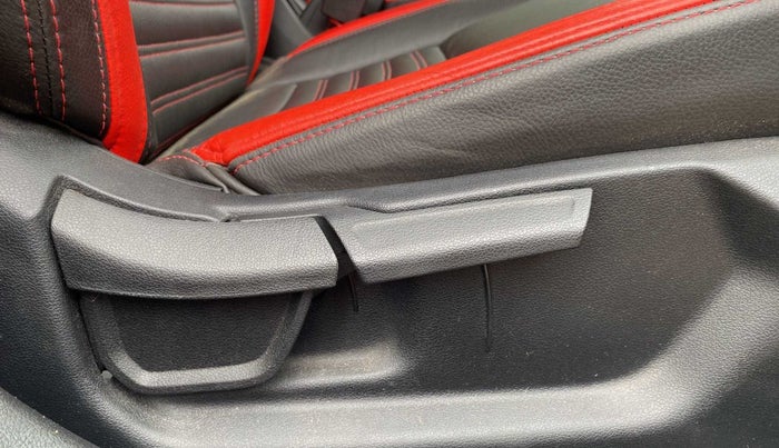 2021 Hyundai NEW I20 SPORTZ 1.2 AT, Petrol, Automatic, 12,769 km, Driver Side Adjustment Panel