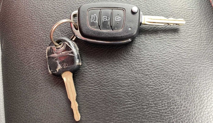2021 Hyundai NEW I20 SPORTZ 1.2 AT, Petrol, Automatic, 12,769 km, Key Close Up