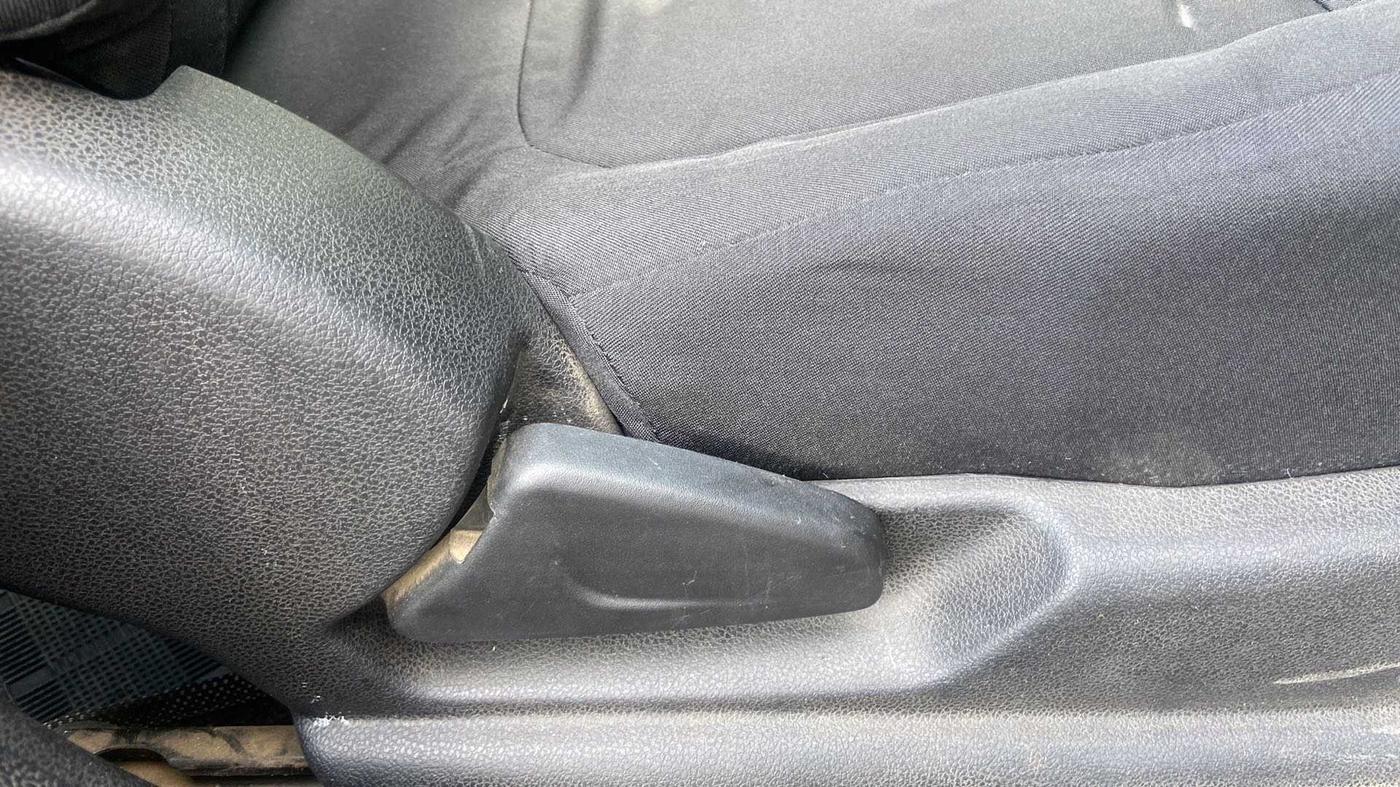 2018 Renault Kwid RXL, Petrol, Manual, 95,895 km, Driver Side Adjustment Panel
